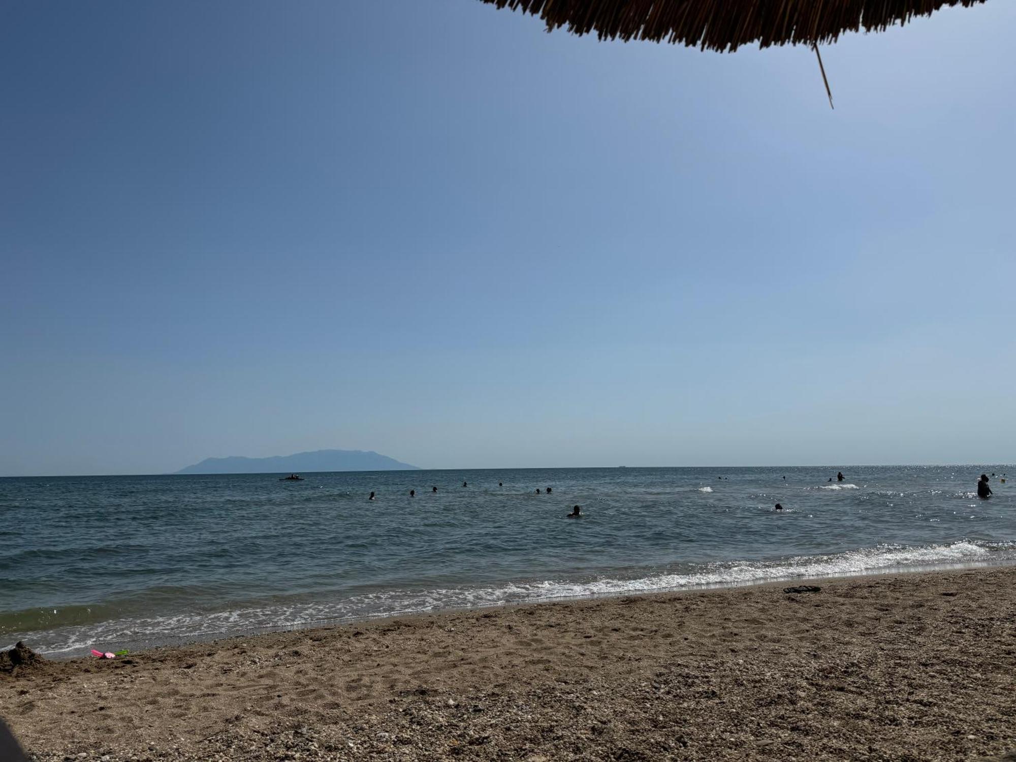 Df House Διαμονή Με Θέα Θάλασσα Leilighet Néa Khilí Eksteriør bilde